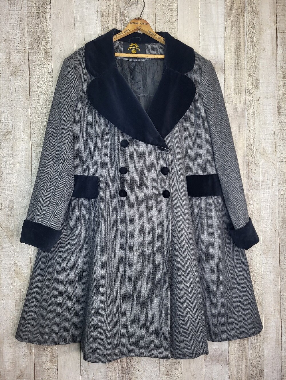 Hell Bunny Vintage-Inspired Gray Wool Blend Coat with Black Velvet Trim 3XL